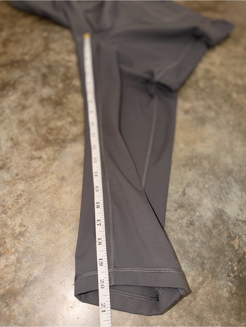 CRZ YOGA Gray High Rise Pockets Capri Leggings XL Athletic Running Athleisure - Picture 9 of 12